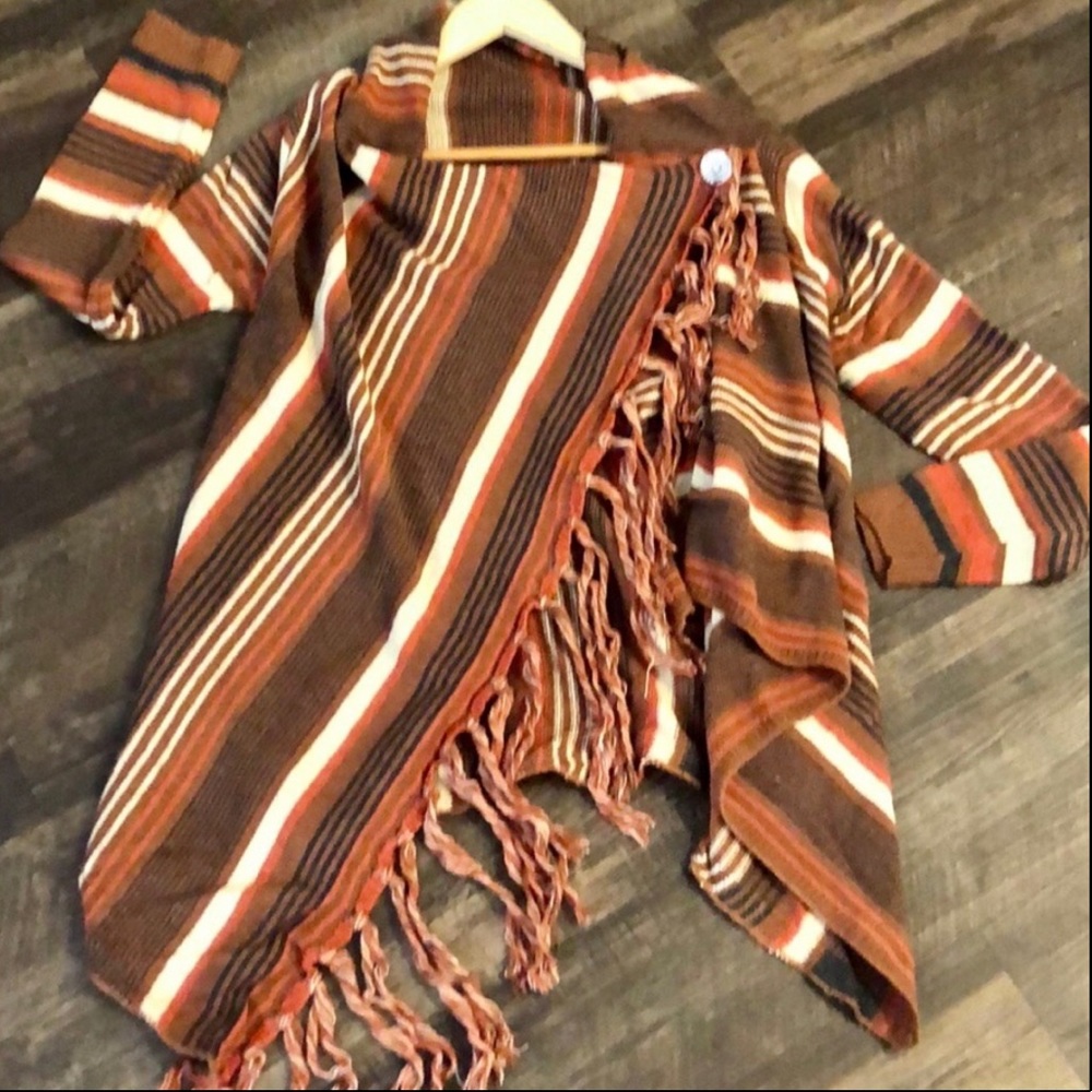 The Santa Fe Fringed Wrap Sweater - Picture 6 of 6